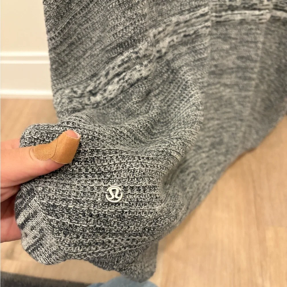 Lululemon Breeze Easy Wrap Cardigan Sweater - Picture 6 of 6